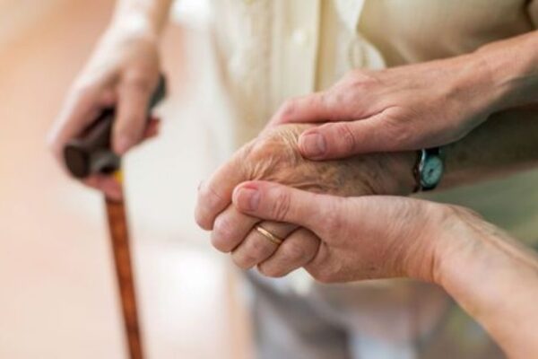 الخدمات التي تقدمها شركة الفريق الطبي المتنقل ؟